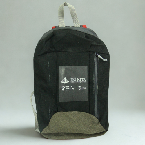 7TP SIRT ÇANTALARI 002